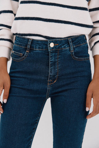 Jeans Skinny Talle Medio con Bolsillos