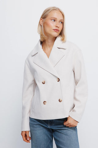 Abrigo Corto Doble Botonadura con Bolsillos