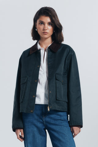 Chaqueta Corta con Cuello en Contraste