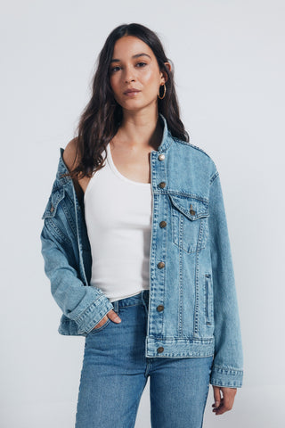 Chaqueta Denim Oversize con Bolsillos
