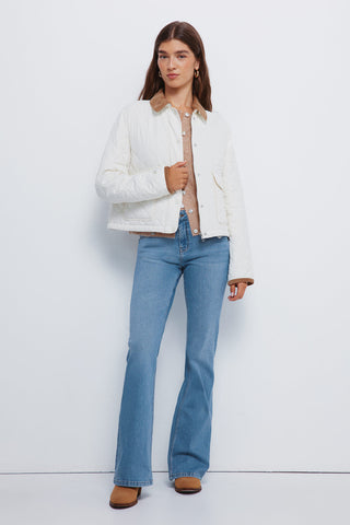 Chaqueta  Corta Acolchada con Cuello Pana