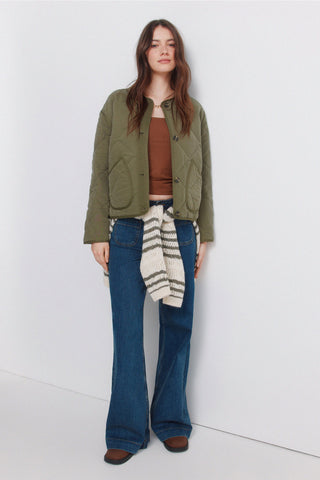 Chaqueta Corta Acolchada con Bolsillos