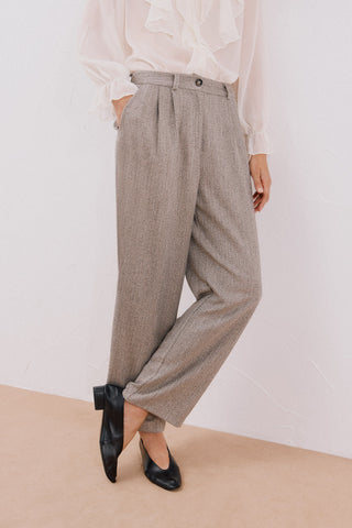 Pantalón Ancho con Pinzas Delanteras