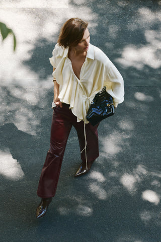 Pantalón Efecto Piel con Bolsillos