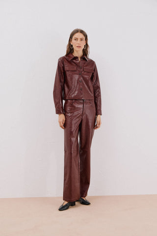 Pantalón Efecto Piel con Bolsillos