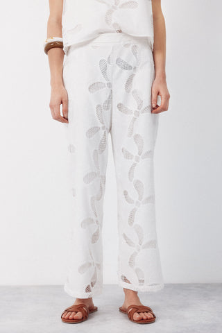 5.P Total Look Embroidery.