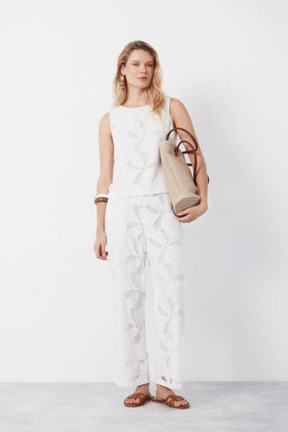 5.P Total Look Embroidery.
