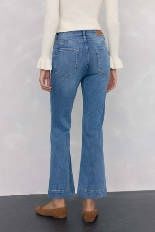 Jeans Flare Push Up con Bolsillos