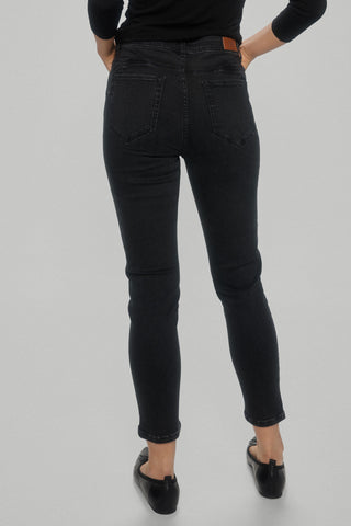 Jeans Skinny Estilo Crop