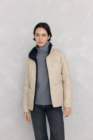 Chaqueta Reversible Cuello Alto con Bolsillos