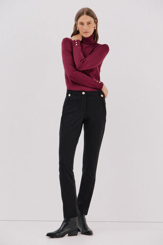 Pantalón Recto con Botones Metálicos