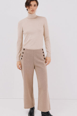 Pantalón Crop con Detalle de Botones