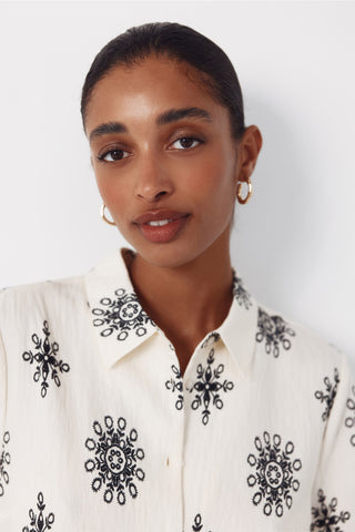 4.T.KI. CAMISA T/LOOK PRINT.
