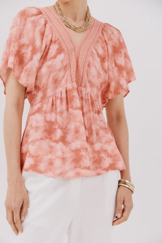 Blusa Manga Corta con Detalle de Encaje.