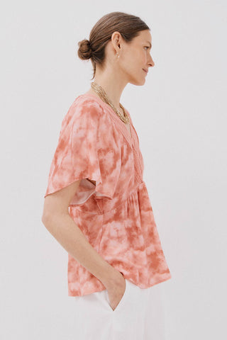 Blusa Manga Corta con Detalle de Encaje.