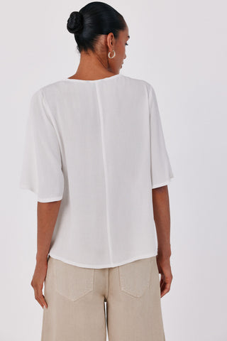 1.T.Ki.Blusa Encajes.