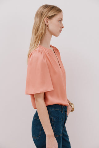 Blusa Manga Corta con Vuelo