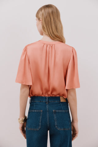 Blusa Manga Corta con Vuelo