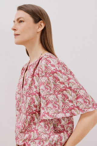 Blusa Manga Corta con Vuelo