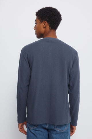 Camiseta Mana Larga con Detalle Botones