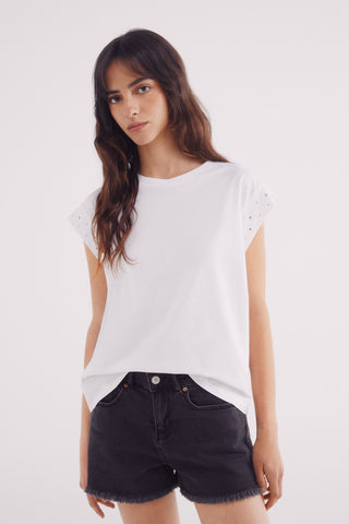 Camiseta Manga Corta con Tachuelas