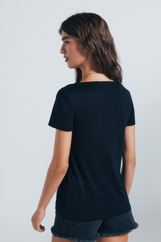 Camiseta Manga Corta con Detalle Crochet