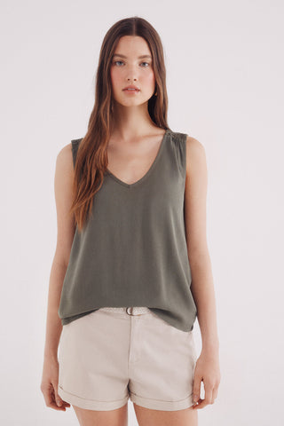 Camiseta sin Mangas con Detalle Crochet