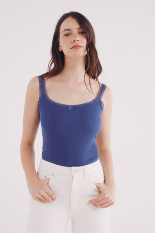 Camiseta Escote Cuadrado de Tirantes