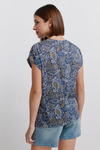 S/S Ruffled Sleeve T-Shirt.