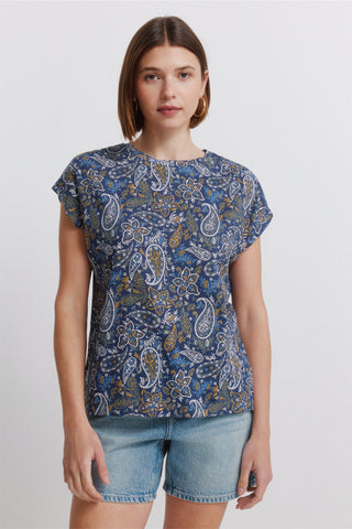 S/S Ruffled Sleeve T-Shirt.