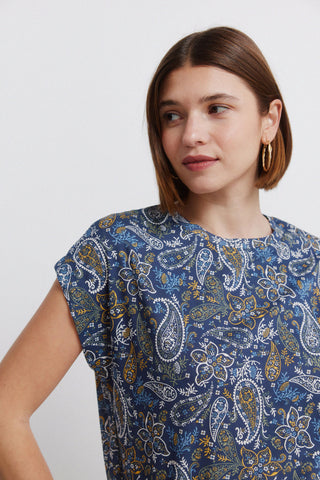 S/S Ruffled Sleeve T-Shirt.