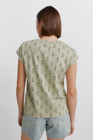 S/S Ruffled Sleeve T-Shirt.