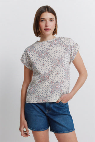 Sleeveless Mosaic Top.