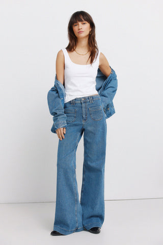 Sleeveless Square-Neck Top.