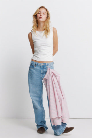 Sleeveless Boxy Top.