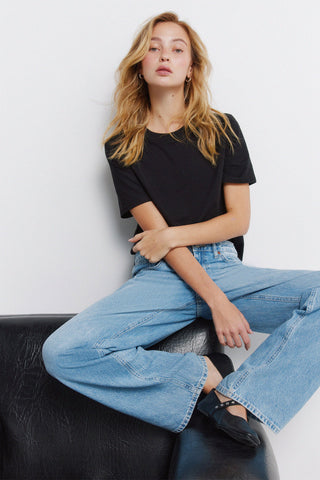 S/S Heavy T-Shirt.