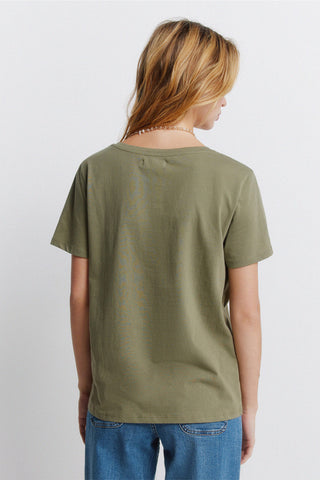 S/S V-Neck Basic T-Shirt.