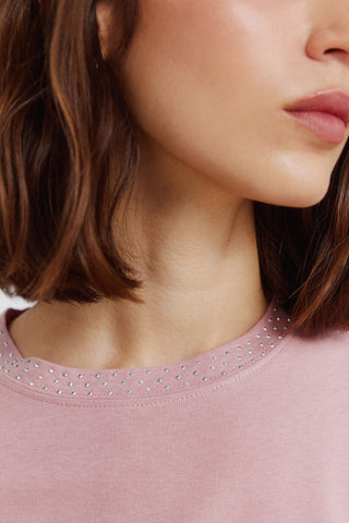 S/S Stud Collar T-Shirt.