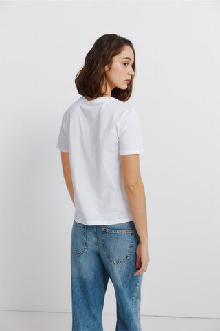 S/S Stud Collar T-Shirt.