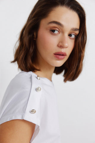 S/S Buttoned Shoulder T-Shirt.