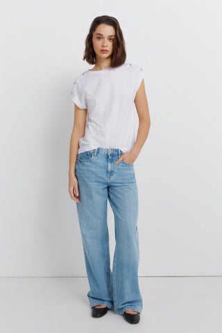 S/S Buttoned Shoulder T-Shirt.