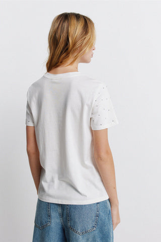 5.Pv26.T.B.Camiseta Tachas.