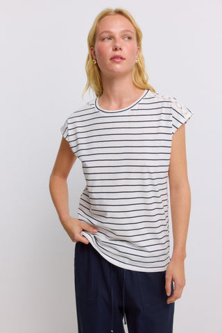 1.Oi26.T.B.Camiseta Crochet Hombro.