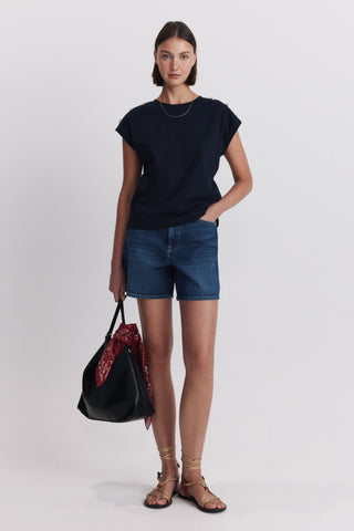 1.Oi26.T.B.Camiseta Lisa Botón.