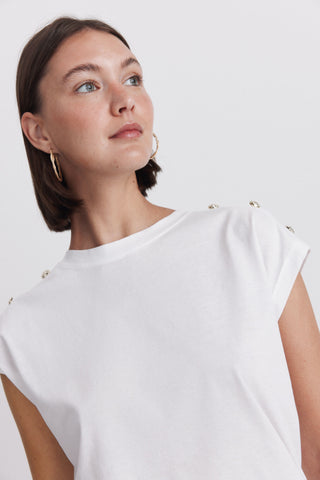 1.Oi26.T.B.Camiseta Lisa Botón.