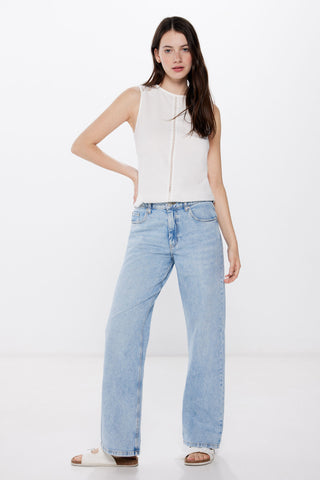 Camiseta sin Mangas con Detalle de Crochet