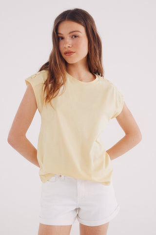 Camiseta Manga Corta con Crochet
