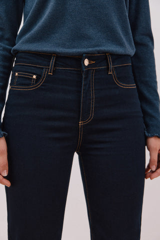 Jeans Recto Talle Alto con Bolsillos