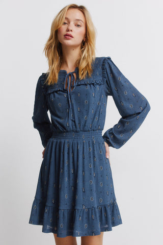 Vestido Manga Larga con Detalle Volantes