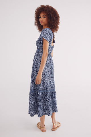 Vestido Manga Corta con Estampado Floral